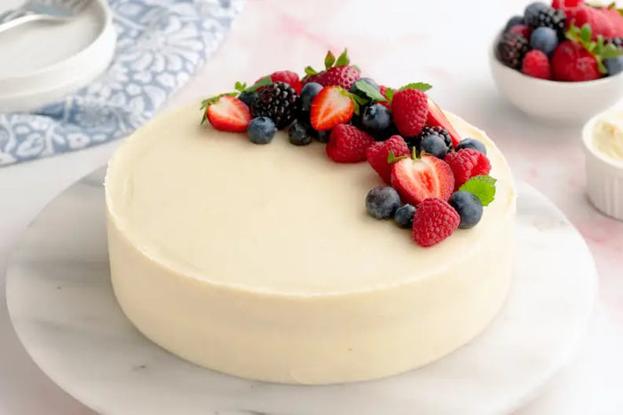 Keto Classic Vanilla Cake